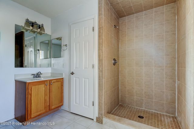 11309 Outrigger Avenue, Spring Hill, FL 34608