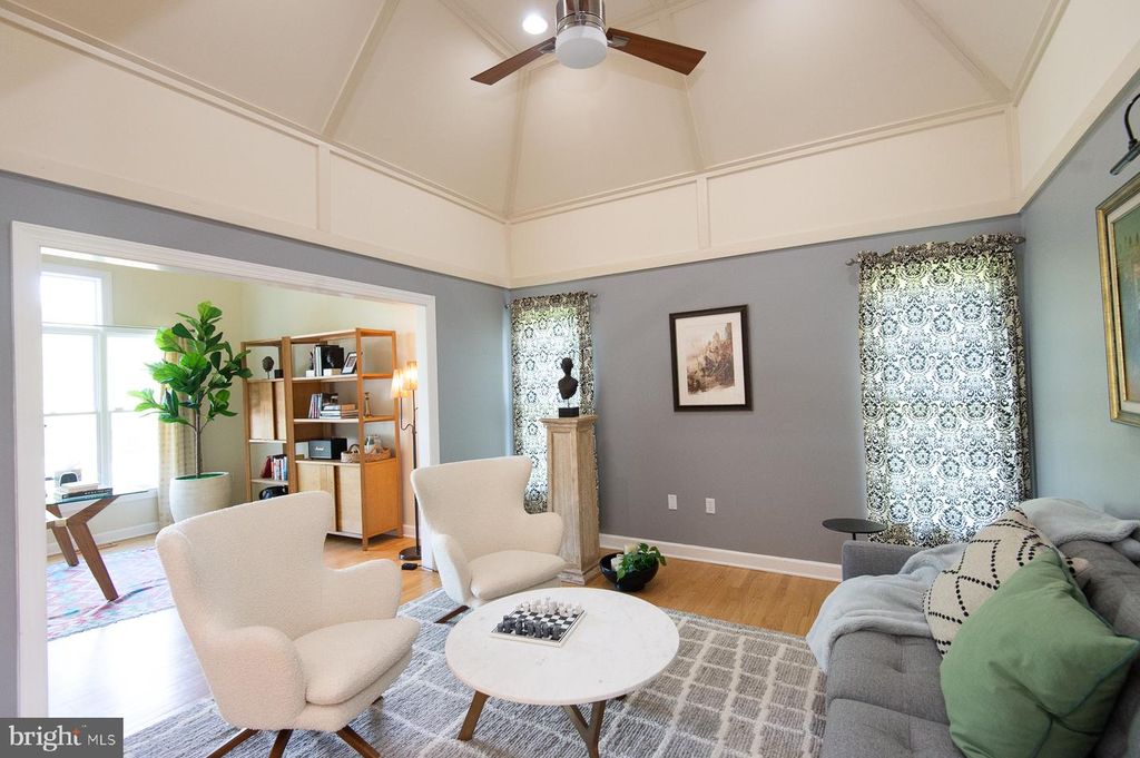 Image 11 of property listing at 28637 CLUBHOUSE DR, Easton, MD 21601
