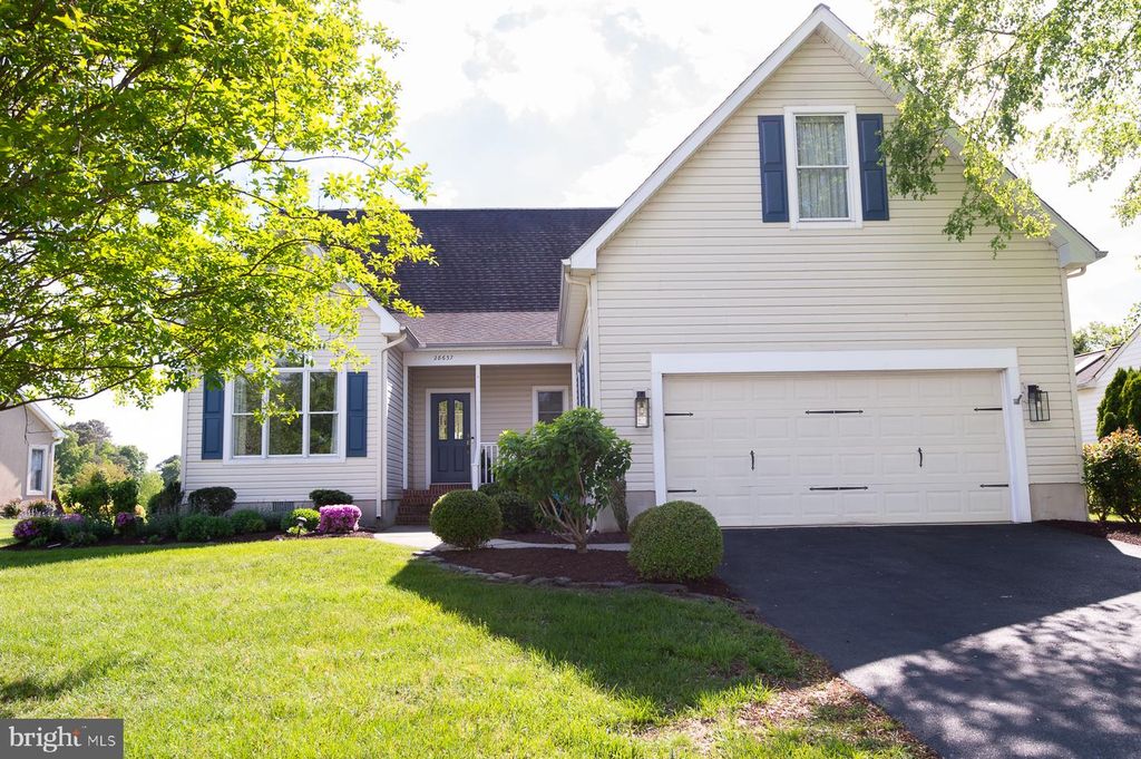 Image 3 of property listing at 28637 CLUBHOUSE DR, Easton, MD 21601