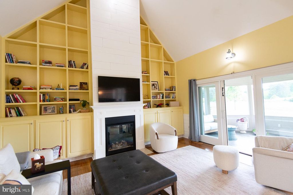 Image 26 of property listing at 28637 CLUBHOUSE DR, Easton, MD 21601