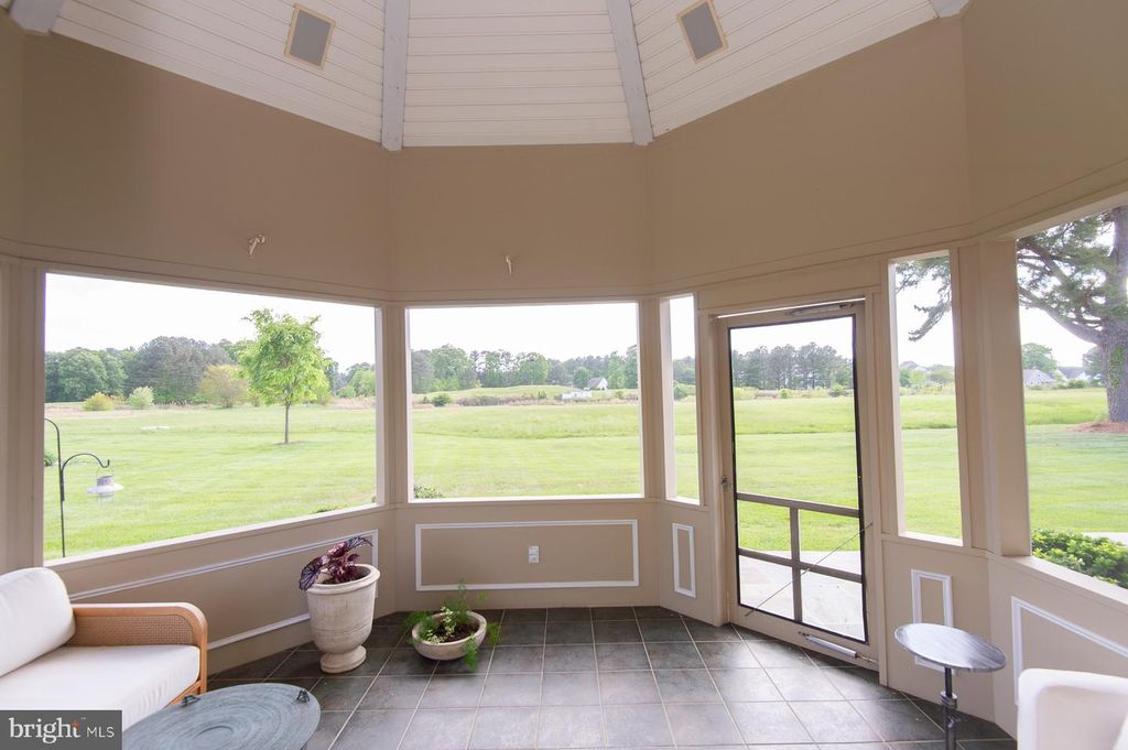 Image 29 of property listing at 28637 CLUBHOUSE DR, Easton, MD 21601