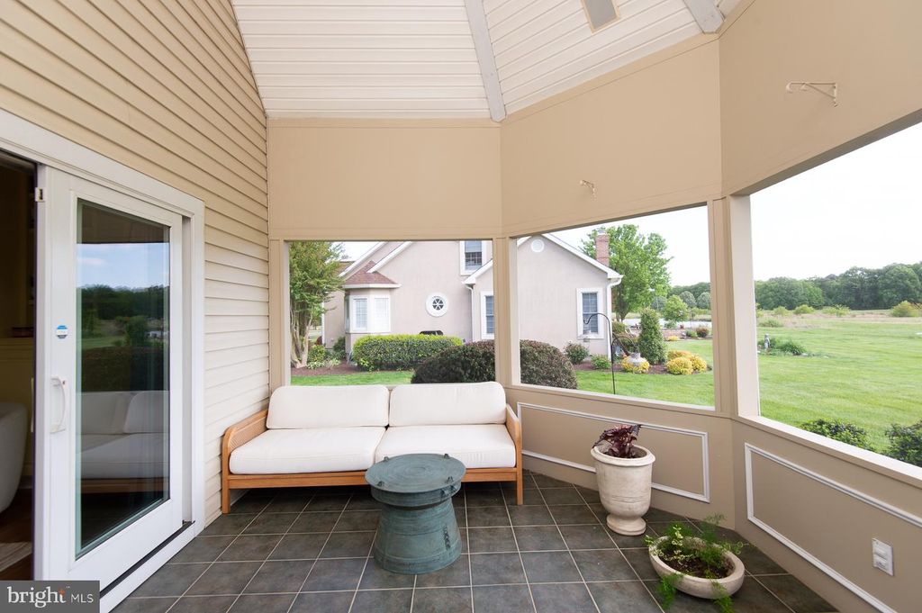 Image 30 of property listing at 28637 CLUBHOUSE DR, Easton, MD 21601