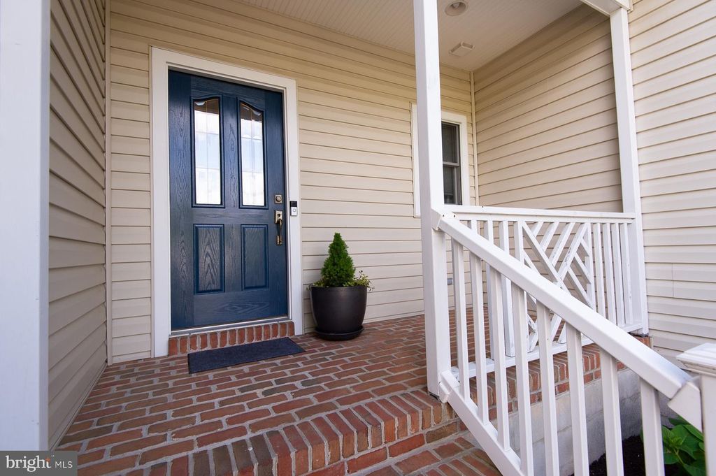 Image 7 of property listing at 28637 CLUBHOUSE DR, Easton, MD 21601