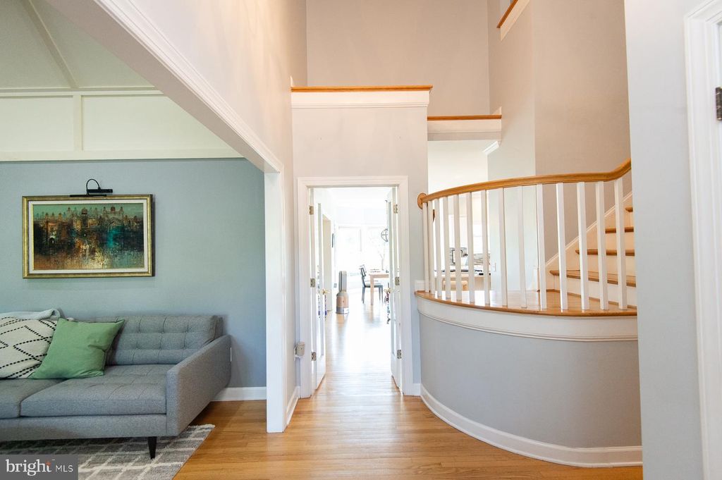 Image 9 of property listing at 28637 CLUBHOUSE DR, Easton, MD 21601