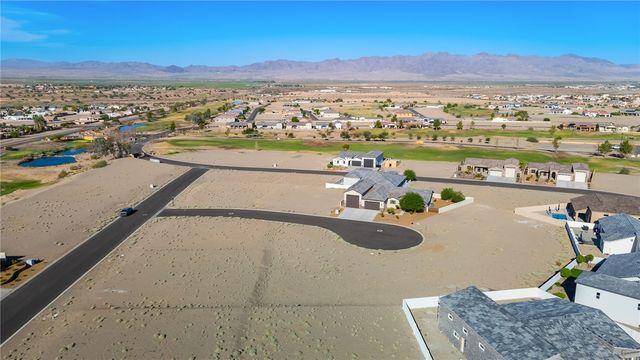 6434 S Corte Santiago, Fort Mohave, AZ 86426