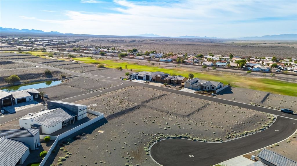 6434 S Corte Santiago, Fort Mohave, AZ 86426