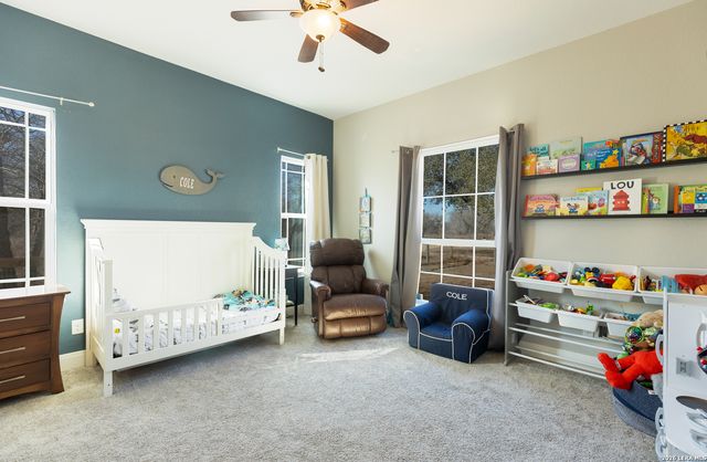 461 County Road 6723, Natalia, TX 78059