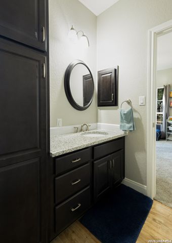 461 County Road 6723, Natalia, TX 78059