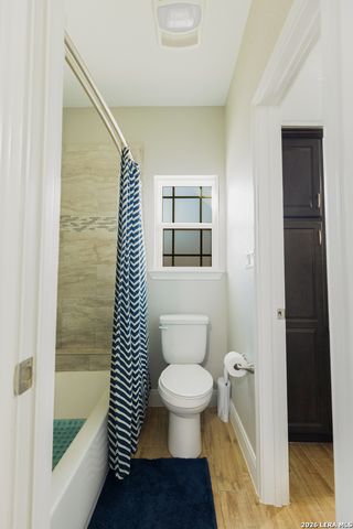 461 County Road 6723, Natalia, TX 78059