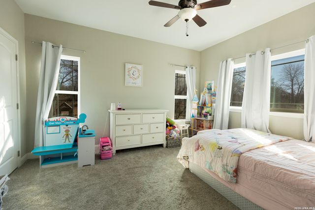 461 County Road 6723, Natalia, TX 78059