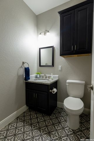 461 County Road 6723, Natalia, TX 78059