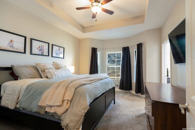 461 County Road 6723, Natalia, TX 78059