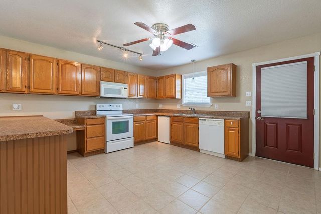 37709 Garretts Lake Road, Shawnee, OK 74804