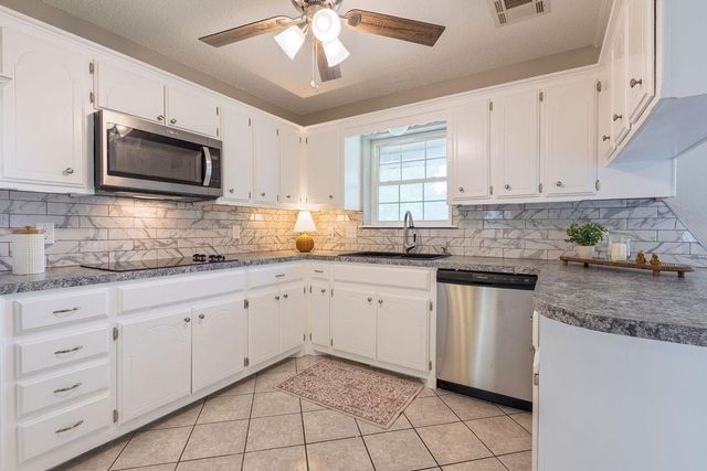 37709 Garretts Lake Road, Shawnee, OK 74804
