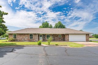 37709 Garretts Lake Road, Shawnee, OK 74804
