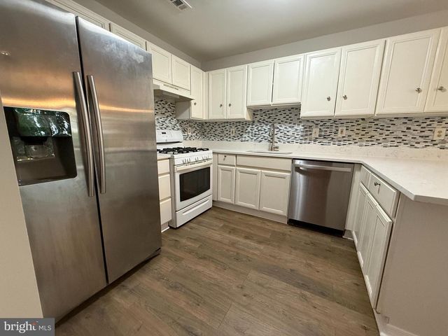 155 WEYBRIDGE DR, Malvern, PA 19355