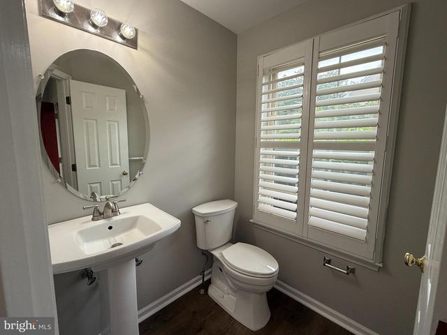 155 WEYBRIDGE DR, Malvern, PA 19355