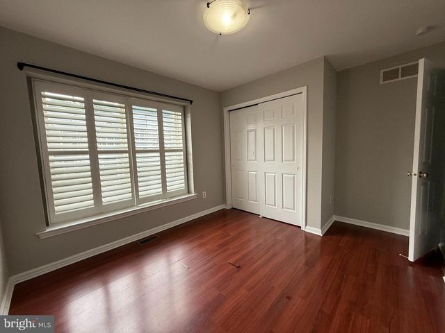 155 WEYBRIDGE DR, Malvern, PA 19355
