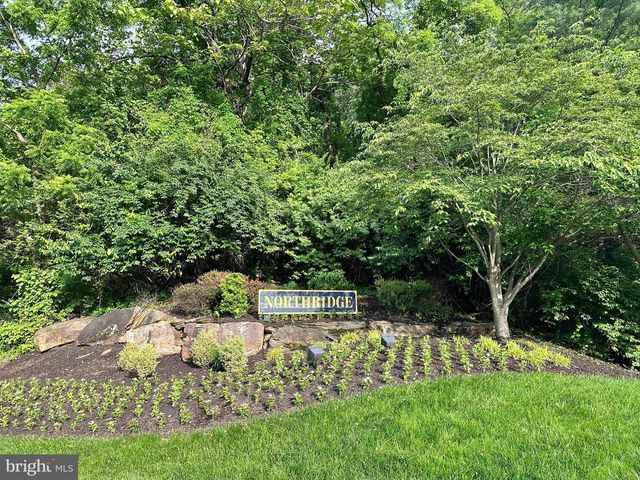 155 WEYBRIDGE DR, Malvern, PA 19355