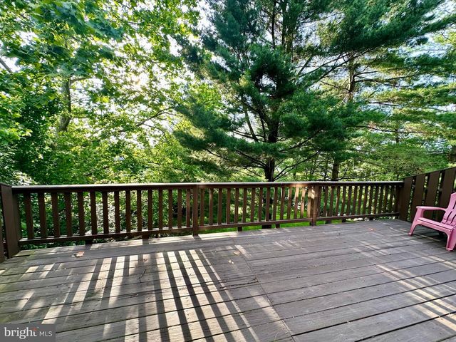155 WEYBRIDGE DR, Malvern, PA 19355