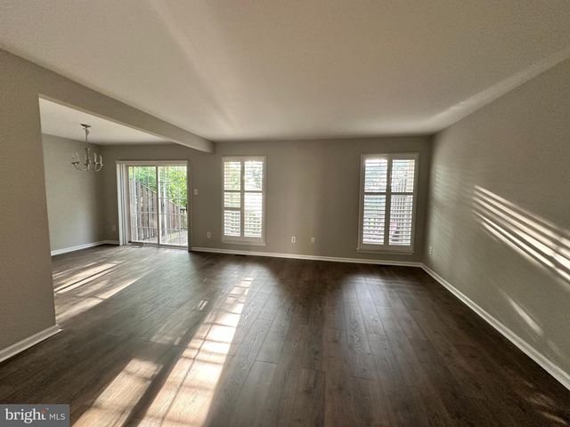 155 WEYBRIDGE DR, Malvern, PA 19355