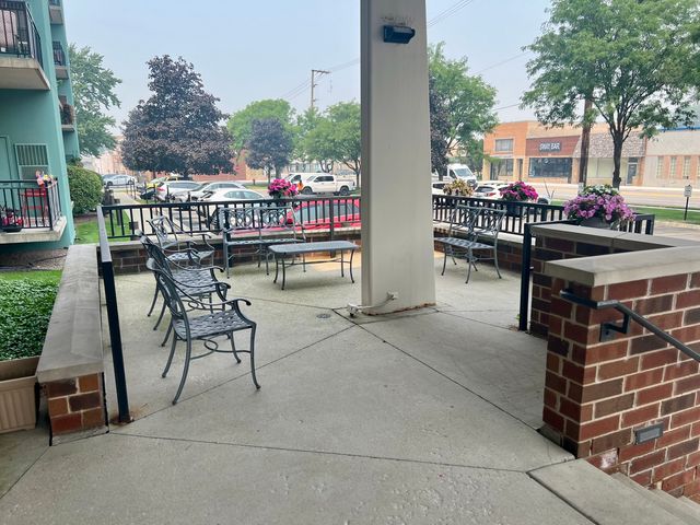 9355 W Irving Park Road 509, Schiller Park, IL 60176