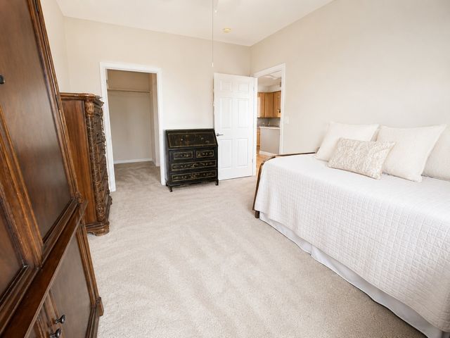 9355 W Irving Park Road 509, Schiller Park, IL 60176