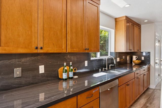 533 Alsace Loraine Avenue, Half Moon Bay, CA 94019