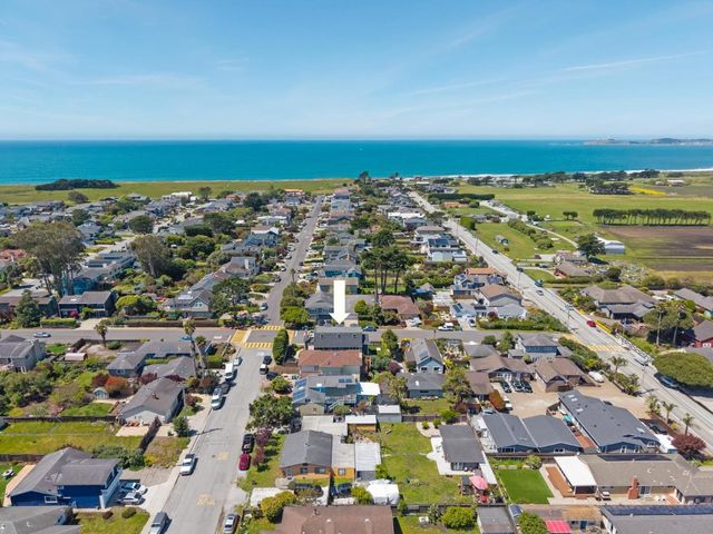 533 Alsace Loraine Avenue, Half Moon Bay, CA 94019