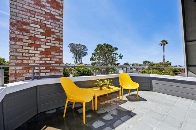 533 Alsace Loraine Avenue, Half Moon Bay, CA 94019