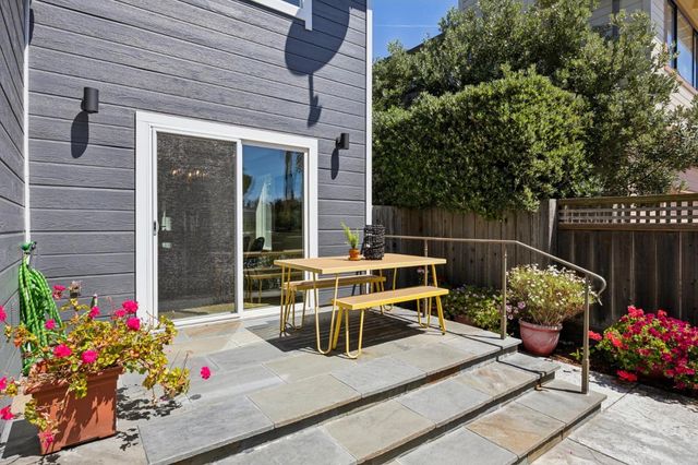 533 Alsace Loraine Avenue, Half Moon Bay, CA 94019