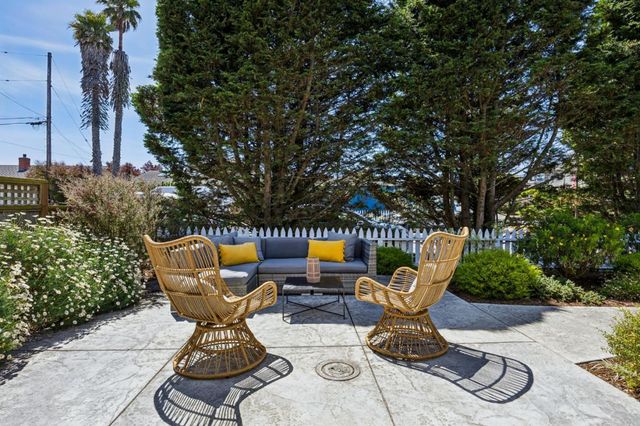 533 Alsace Loraine Avenue, Half Moon Bay, CA 94019