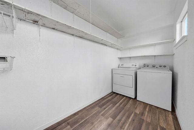 18 E Mountain Lane, Grand Prairie, TX 75052