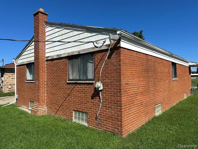 18734 Florida Street, Roseville, MI 48066