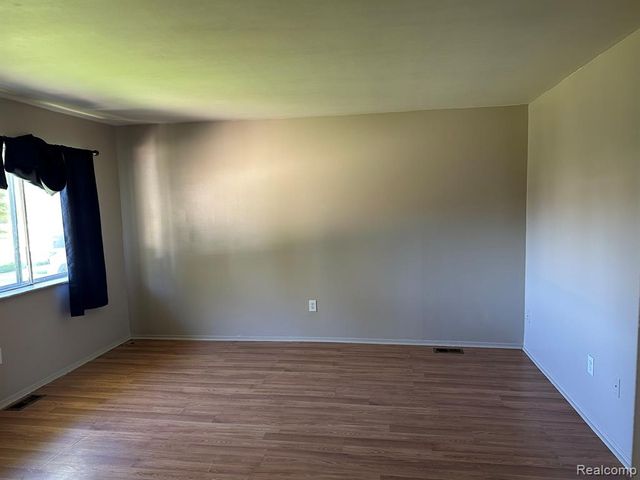 18734 Florida Street, Roseville, MI 48066