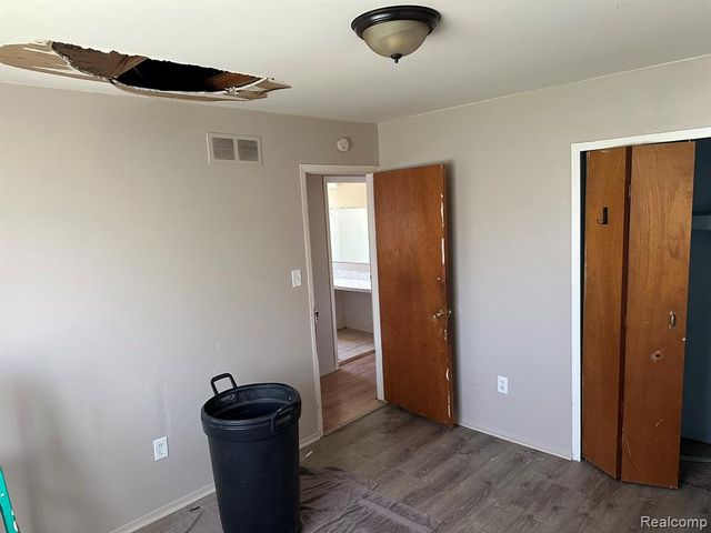 18734 Florida Street, Roseville, MI 48066