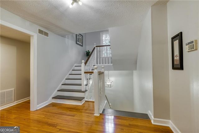 1445 Oakridge Circle, Decatur, GA 30033