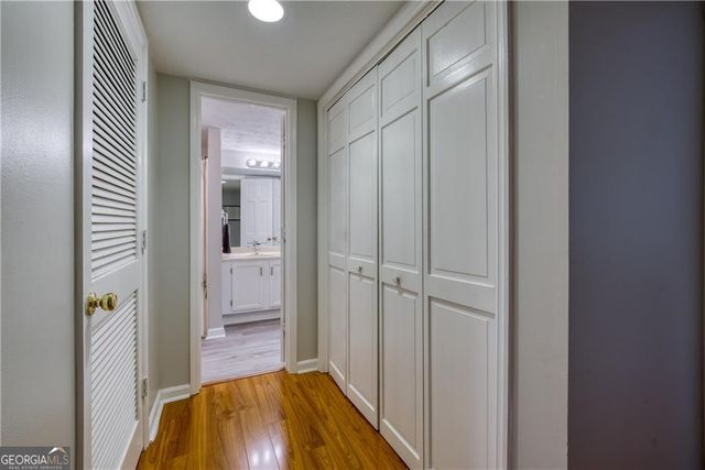 1445 Oakridge Circle, Decatur, GA 30033