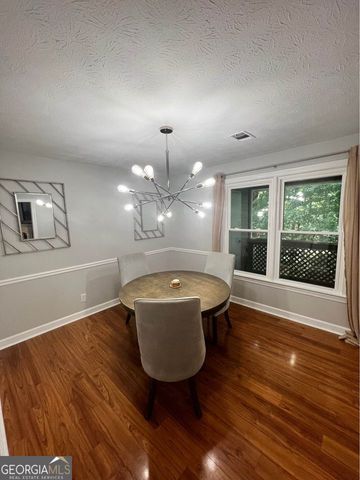 1445 Oakridge Circle, Decatur, GA 30033
