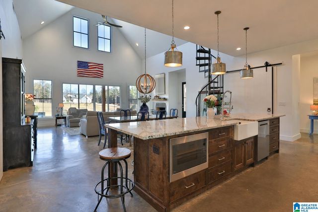 11 PINEWELL DRIVE, Cropwell, AL 35054