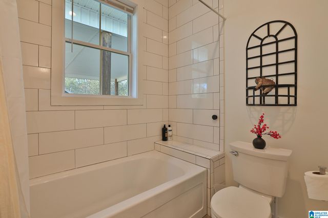 11 PINEWELL DRIVE, Cropwell, AL 35054