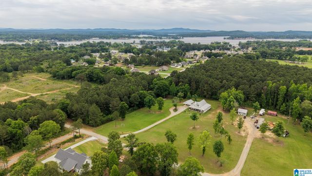 11 PINEWELL DRIVE, Cropwell, AL 35054