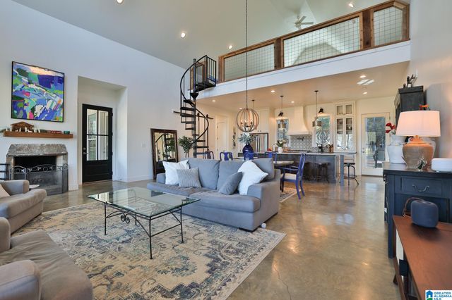 11 PINEWELL DRIVE, Cropwell, AL 35054