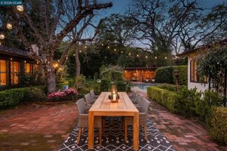 31 Sara Ln, Alamo, CA 94507