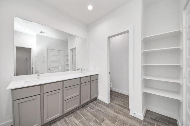 24514 Broad Park Ct, Spring, TX 77373