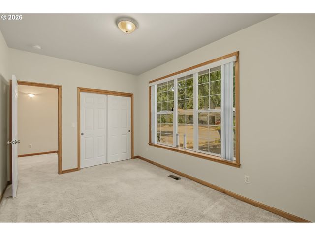 2132 Se 143RD Ave, Portland, OR 97233