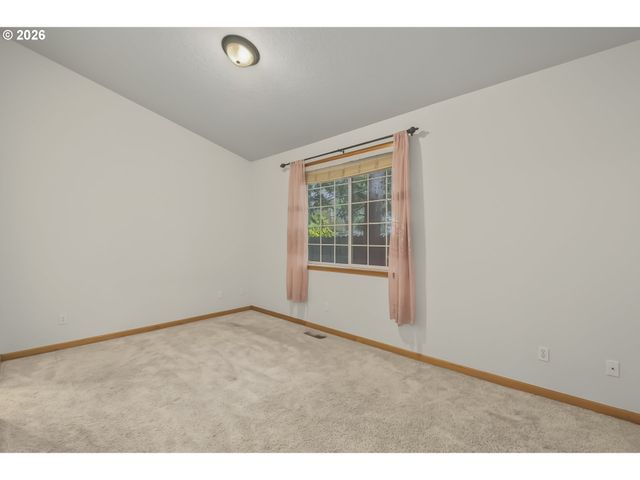 2132 Se 143RD Ave, Portland, OR 97233