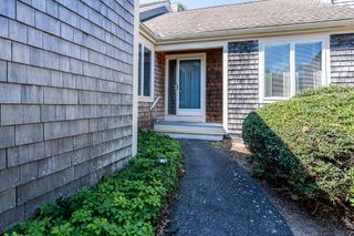 17 Kates Path Village A, Yarmouth Port, MA 02675