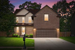 112 Sycamore Hill Dr, Clarksville, TN 37042