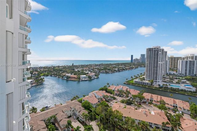 21050 Point Pl 2202, Aventura, FL 33180